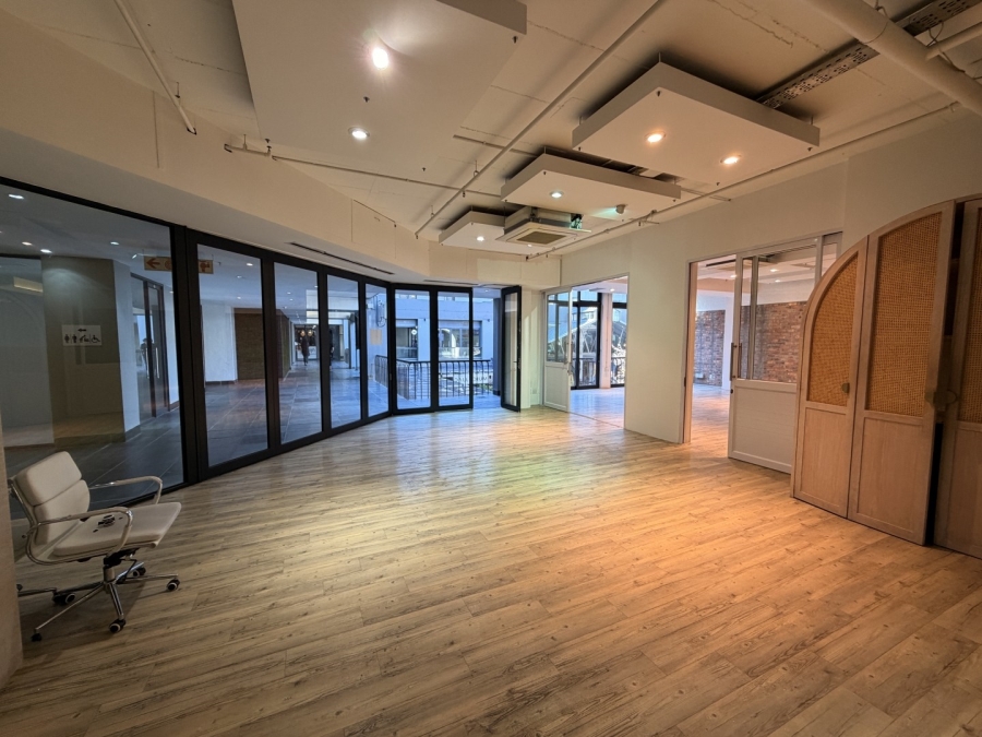 To Let Commercial Property for Rent in De Waterkant Western Cape